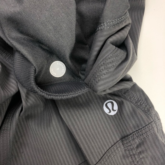 Lululemon Studio Crop Pants Size Dot 4 Gray M448 - Picture 7 of 8